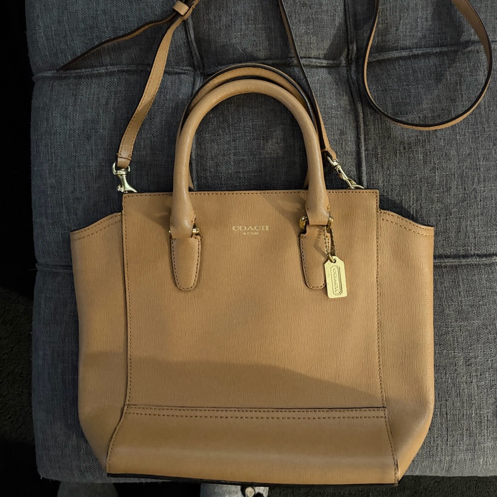 Faux‎ Leather Handbag - Picture 12 of 12